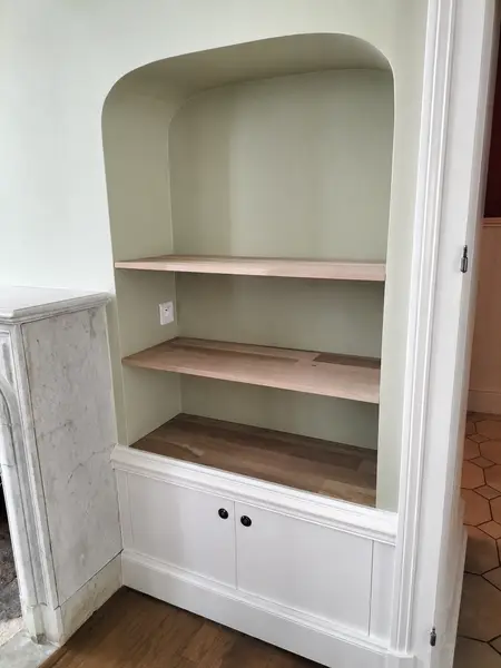 Niche en arche encastrée